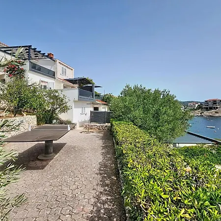 By The Sea-1 By Interhome Apartamento *