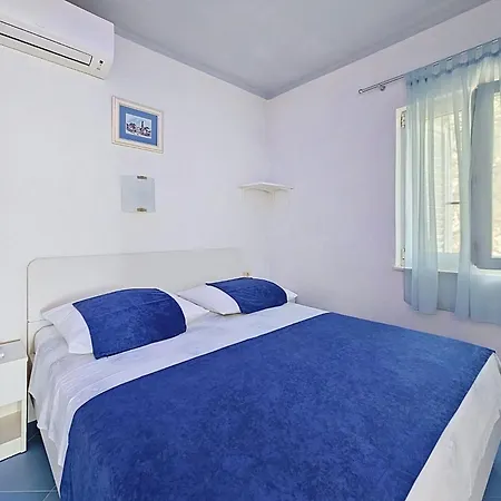 By The Sea-1 By Interhome Apartamento